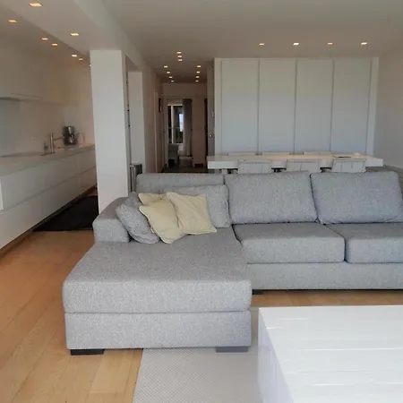 Beachfront Comfort *